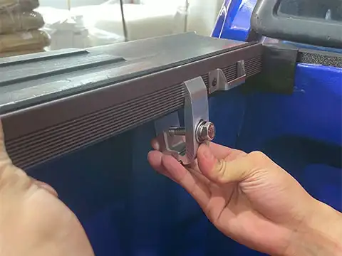 Low Profile Hard Quad Fold Tonneau Cover For Ford