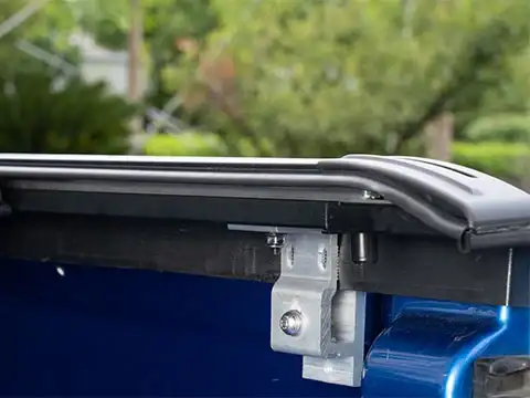 Manual Hard Aluminum Retractable Tonneau Cover For Ssangyong